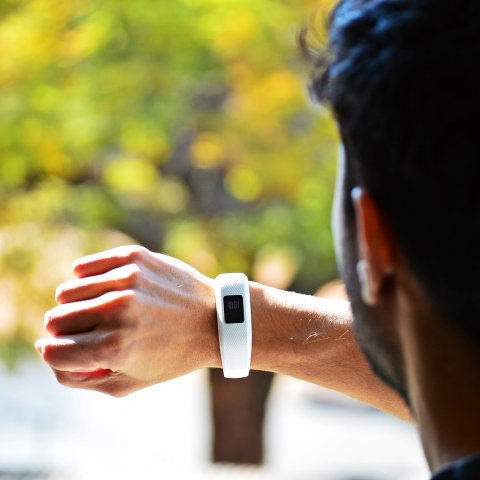 Zdjęcie: Garmin czy Apple Watch: który zegarek lepiej służy aktywnej osobie w 2026 roku