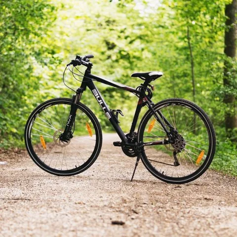 Zdjęcie: Gravel biking w Polsce: trasy szutrowe w Twoim regionie 2026